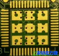 這也是不好的通孔設計，但部份通孔已經用綠漆(mask)蓋上，但仍有部份通孔未塞孔。 